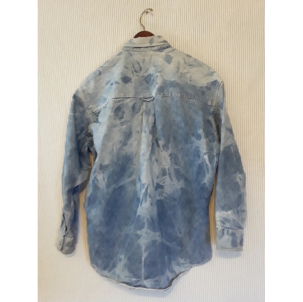 Chaps Button Up - Picture 2 of 2